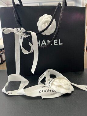 Chanel shopping bag with ribbons and Camelia's